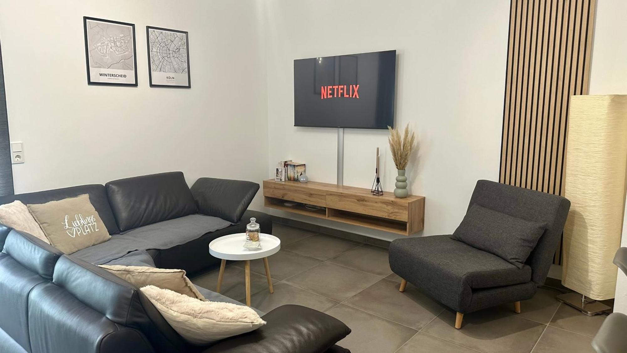 Barrierefreie Ferienwohnung In Winterscheid Nahe Koeln Bonn Bis 4 Personen Mit Netflix Und Mehr Ruppichteroth Buitenkant foto